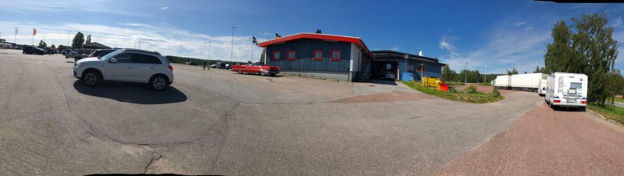 17朗姆酒奥克柯克酒店 Harmånger 外观 照片